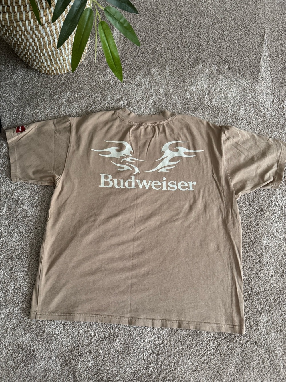 Tan Budweiser Graphic Short Sleeve Tee M